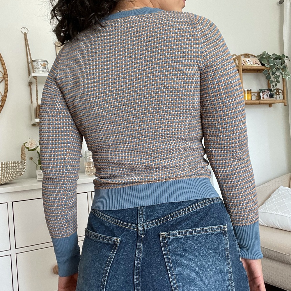 Zara Sweater - Picture 3 of 3